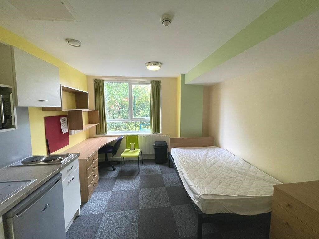Additional image 2 of College House, Bridge Road B8 - 8-8 Viewings