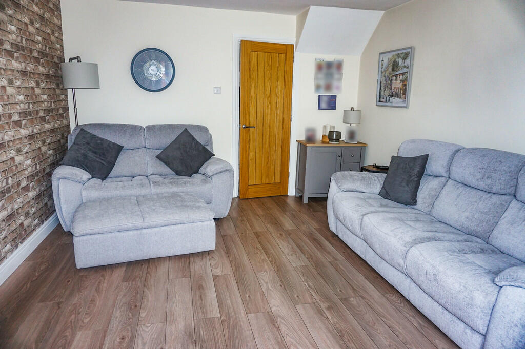 Carters Close, Walmley photo 3