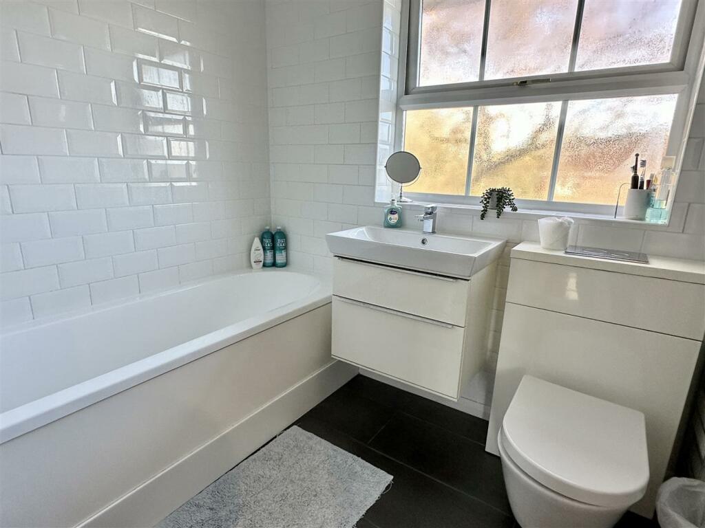 Additional image 28 of Coleshill Close, Hunt End, Redditch