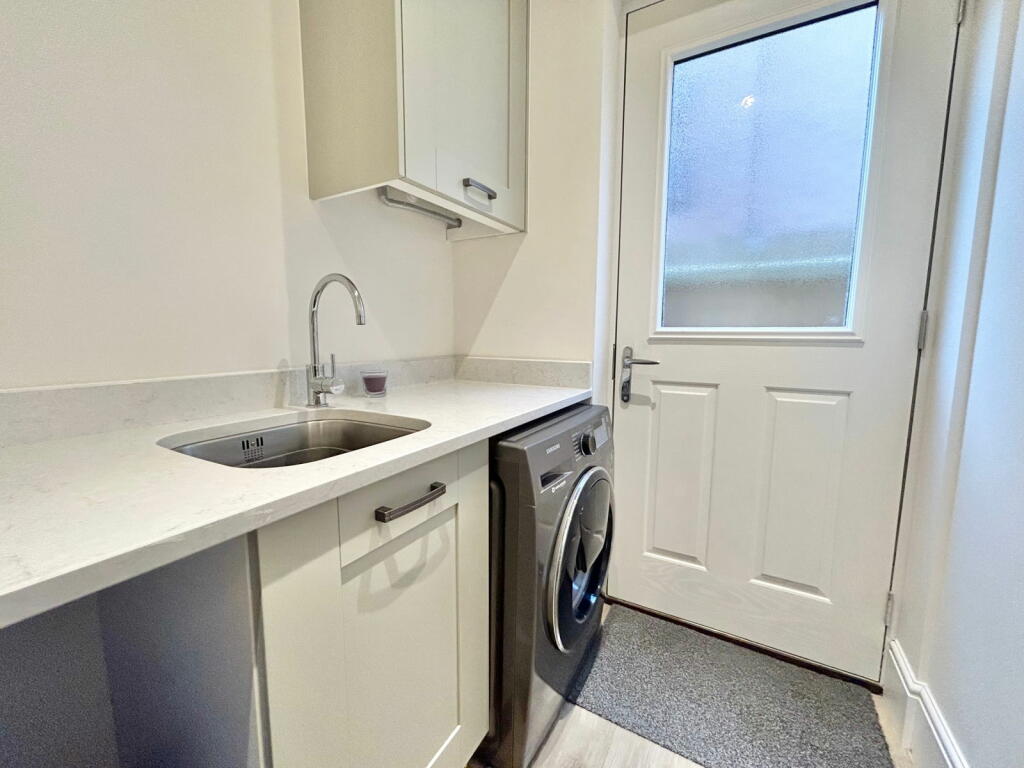 Additional image 15 of Broomyshaw Close, Tamworth, B77 4FQ