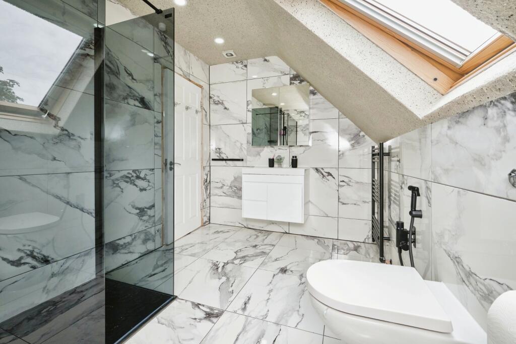 Additional image 4 of Radstock Avenue, Birmingham, B36