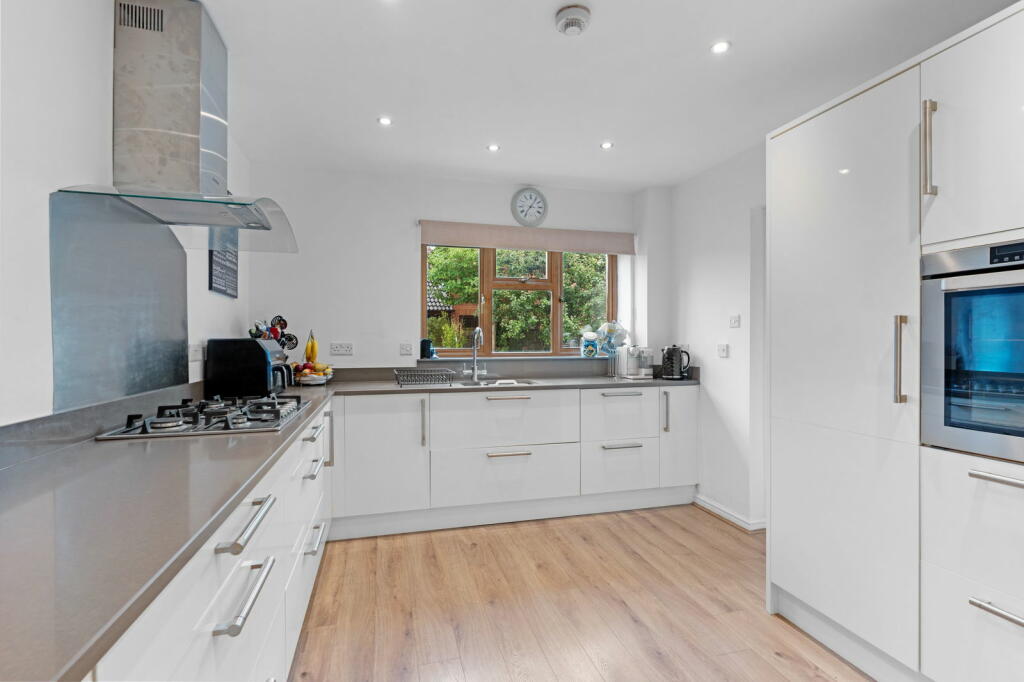 Additional image 9 of Eldersfield Grove, Solihull, B91 3TN