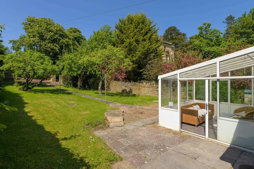 Additional image 12 of London Road West