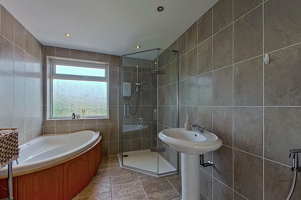 Additional image 15 of Oakhurst Road, Sutton Coldfield