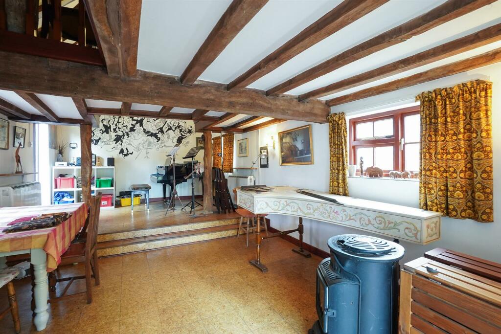 Additional image 34 of Henley Street, Alcester