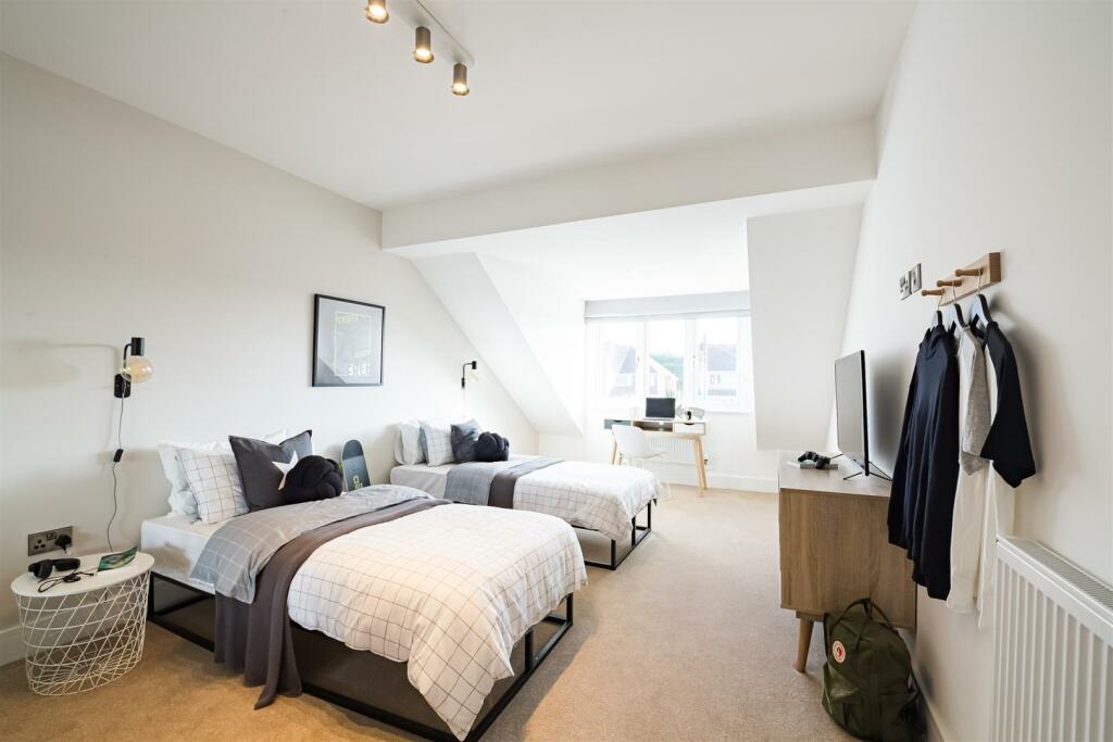 Additional image 28 of Kent Road, Halesowen