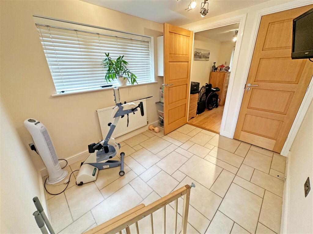 Additional image 17 of Malthouse Lane, Earlswood, Solihull, B94 5SD