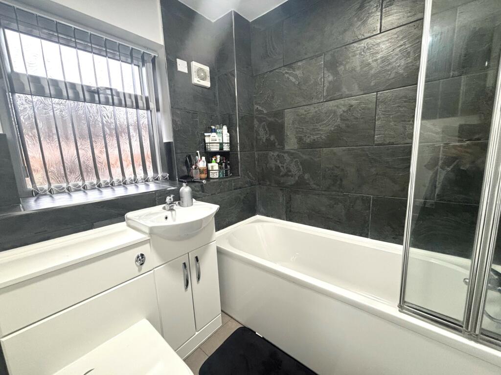 Additional image 5 of Elkington Croft, Solihull B90