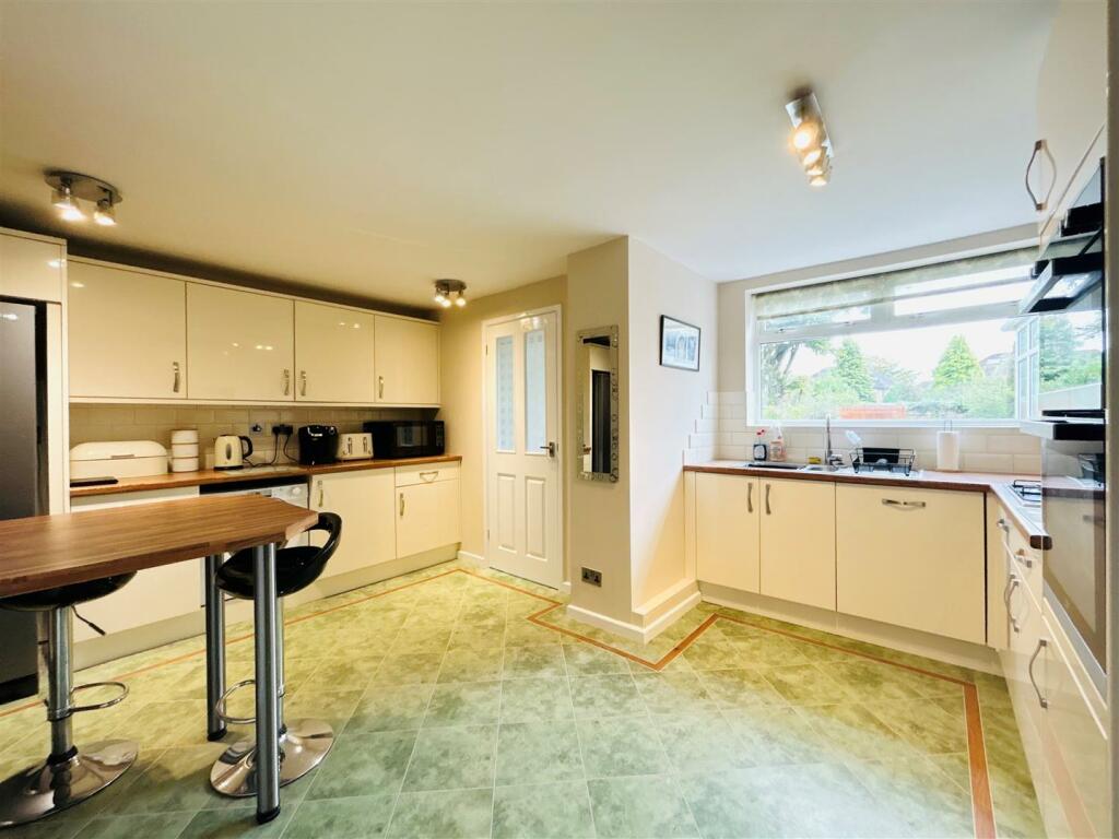 Additional image 3 of Hiplands Road, Halesowen