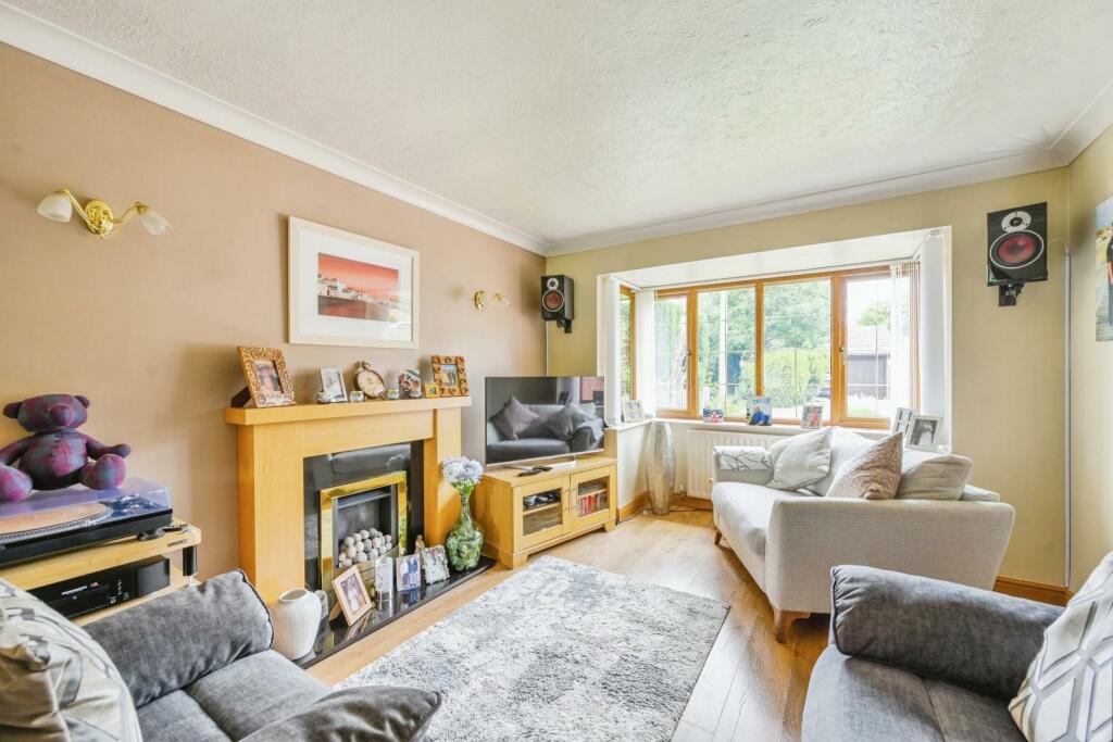 Additional image 3 of Mossdale, Wilnecote, Tamworth