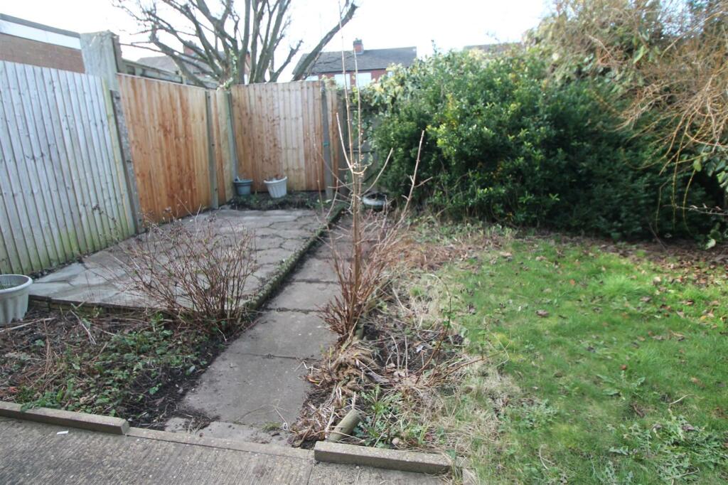 Additional image 27 of Moat Drive, Halesowen
