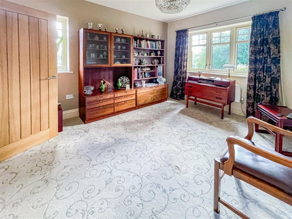 Additional image 4 of Stratford Road, Henley-in-arden, B95 6AE