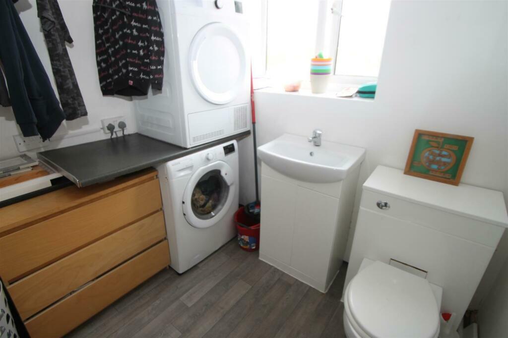 Additional image 23 of Manor Lane, Halesowen, B62