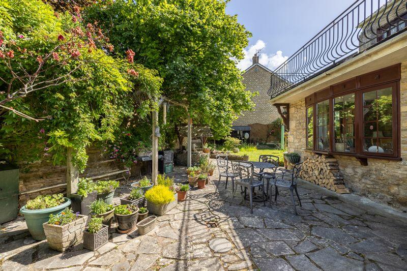 Additional image 15 of Detached period 4 bedroom house in central Bruton