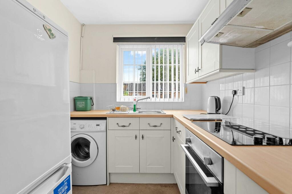 Additional image 12 of Lea Close, Alcester, B49