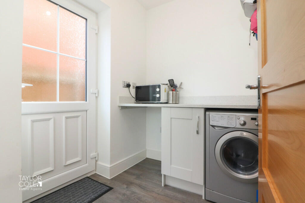 Additional image 10 of Fisher Close, Tamworth