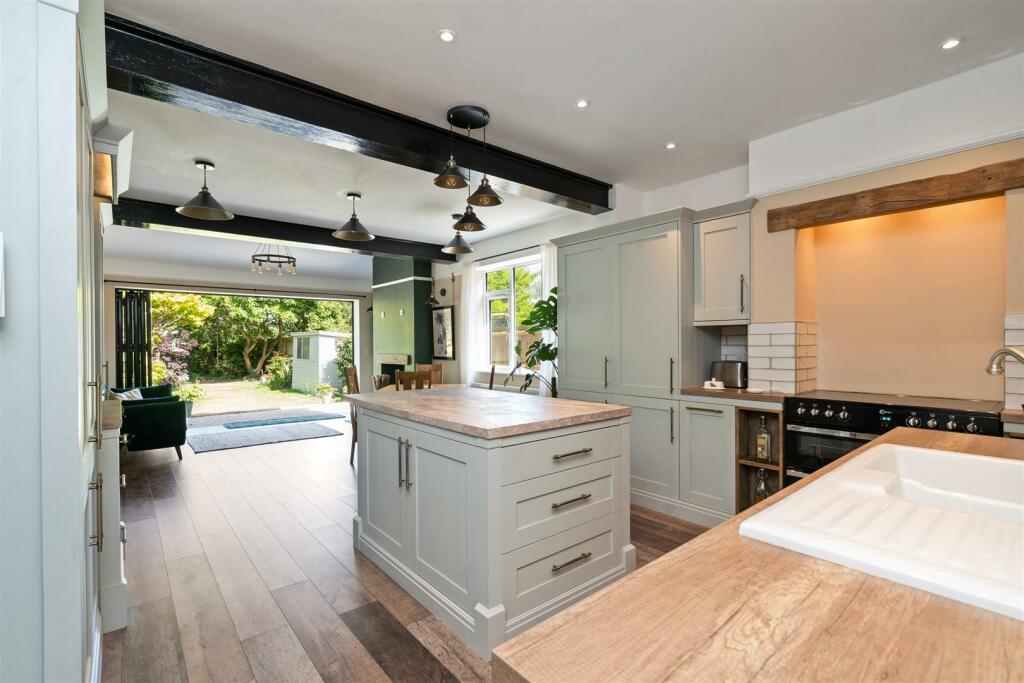 Additional image 19 of A four bedroom semi-detached house on Warwick Road, Knowle, Solihull