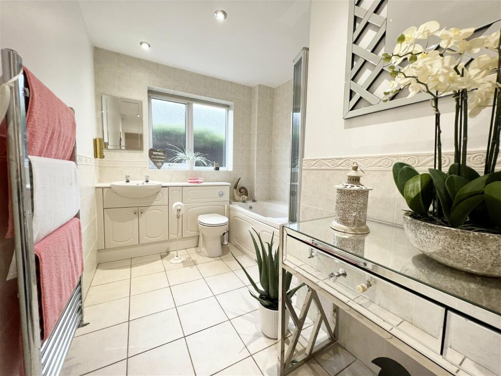 Additional image 15 of Birchy Close, Dickens Heath, Solihull