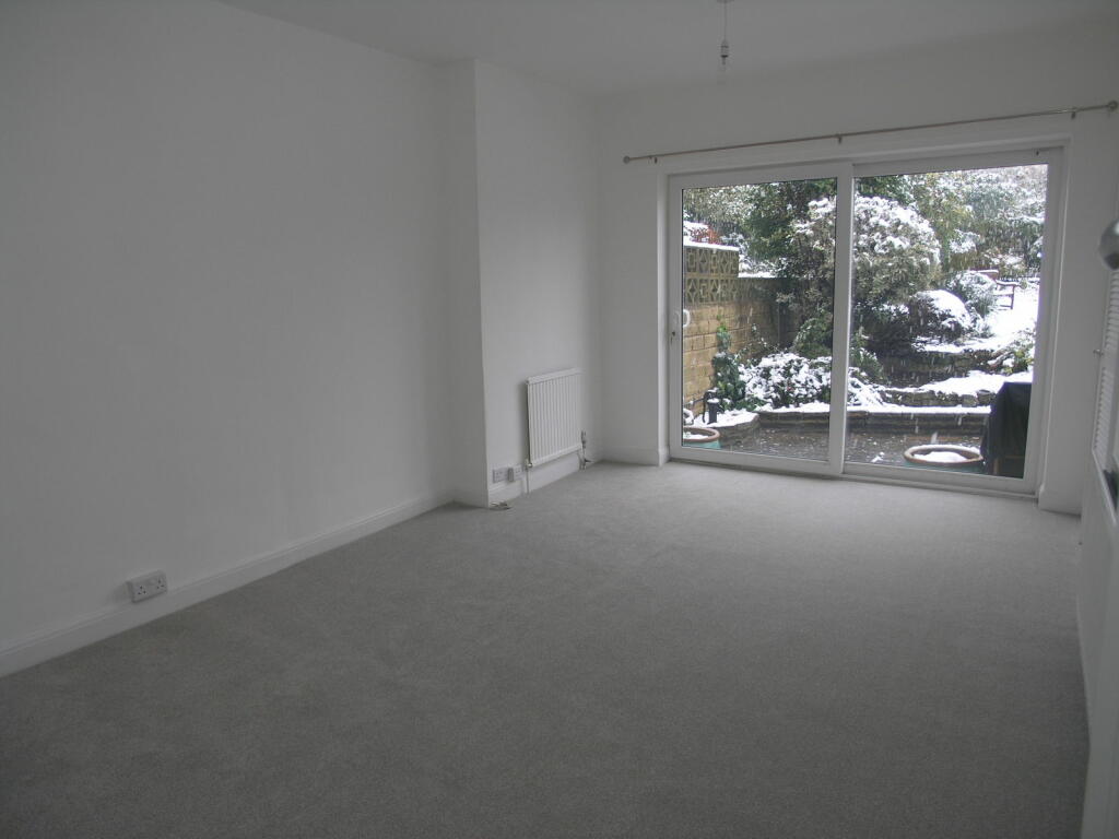 Additional image 4 of HALESOWEN, Carol Crescent