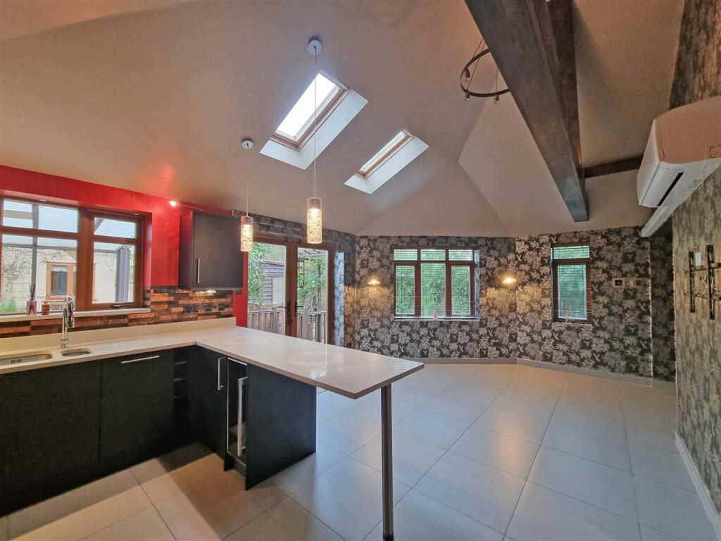 Additional image 5 of Middle Lane, Wythall