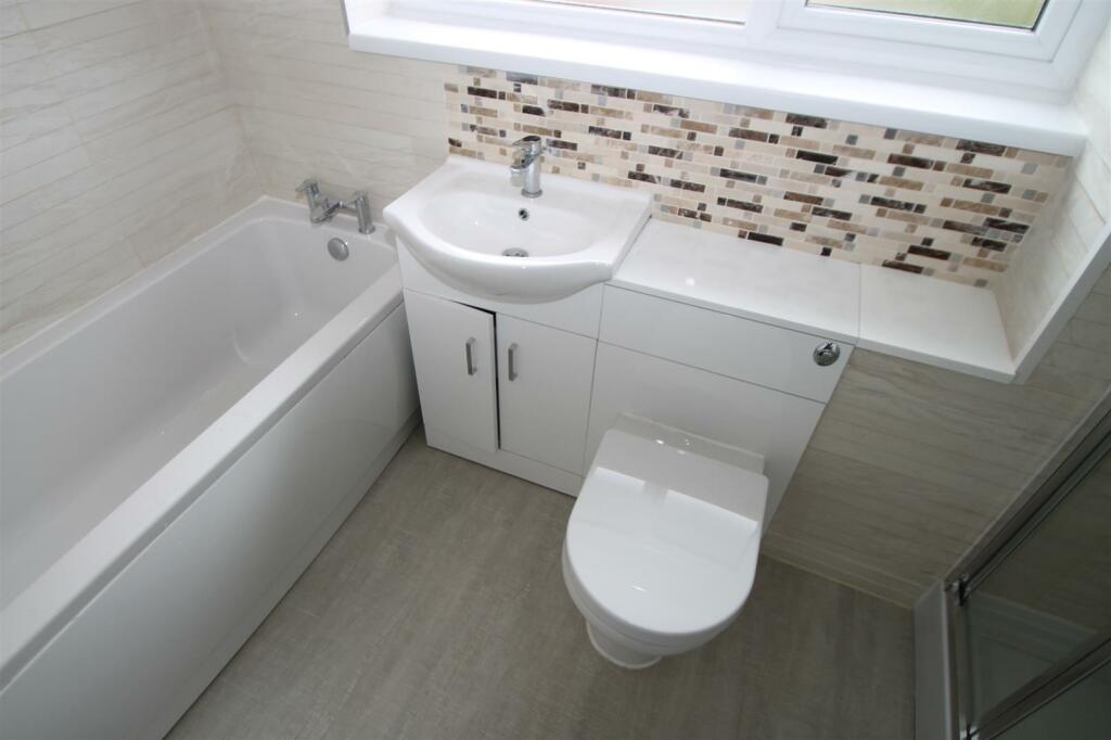 Additional image 6 of Moat Drive, Halesowen