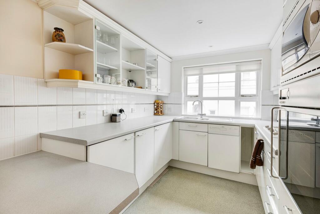 Additional image 9 of Circus Mews, Bath, BA1