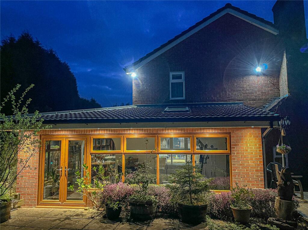 Additional image 43 of Lakeland Drive, Wilnecote, Tamworth, Staffordshire, B77