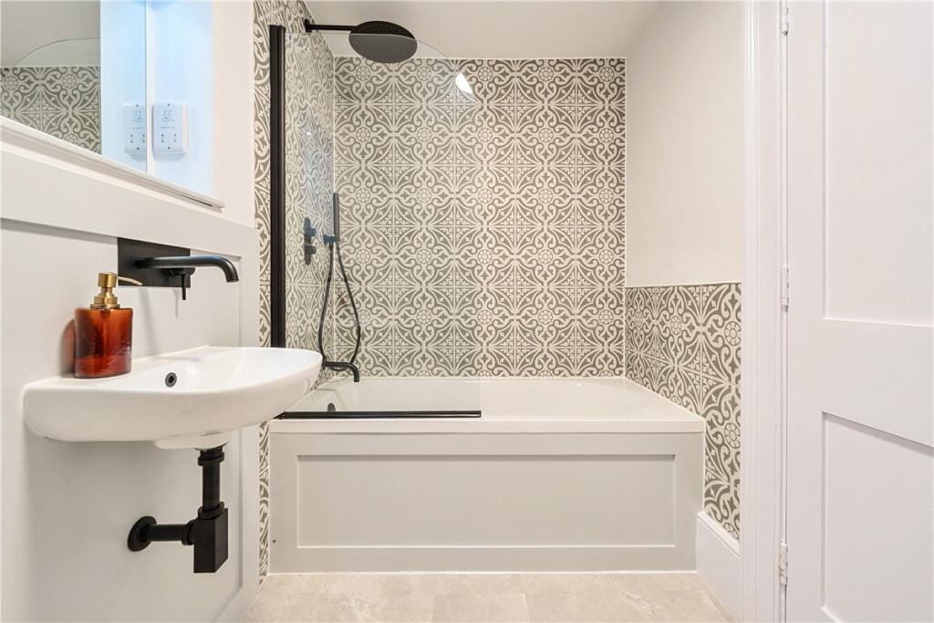 Additional image 7 of Oxford Row, Bath, Somerset, BA1