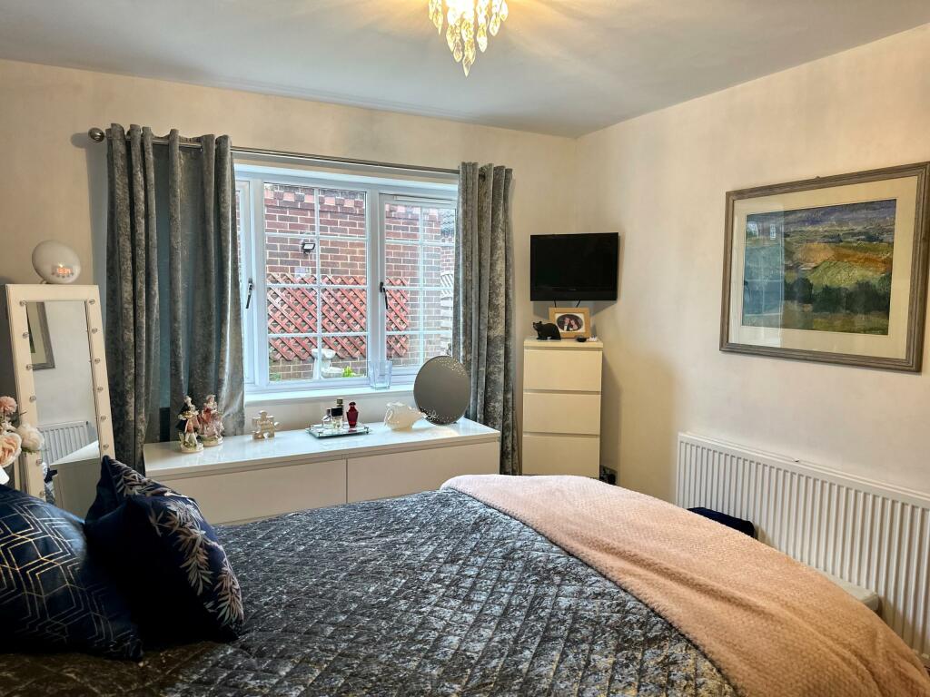 Additional image 24 of Browns Lane, Dordon, B78