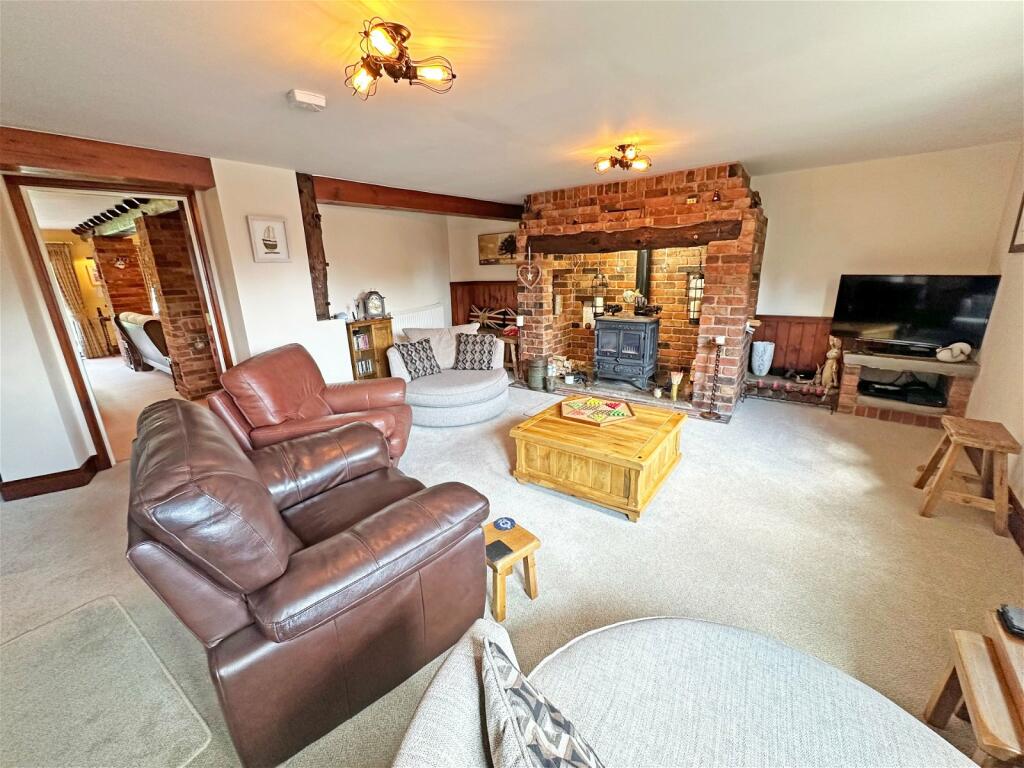 Additional image 15 of Houndsfield Court, Houndsfield Lane, Wythall, B47 6LX