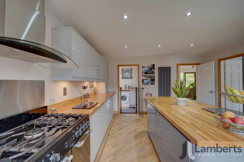 Additional image 25 of Eastnor Close, Southcrest, Redditch
