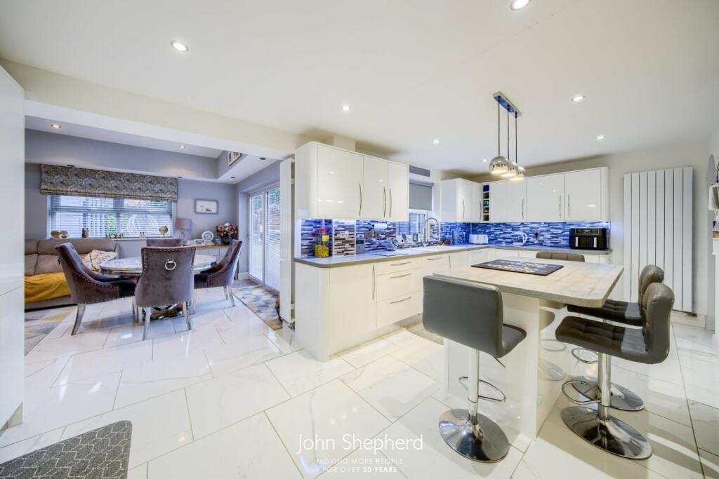 Additional image 4 of Danbury Close, Sutton Coldfield, West Midlands, B76
