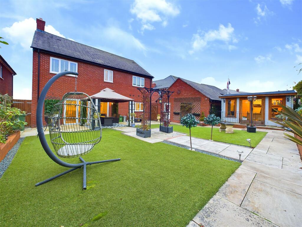 Additional image 45 of Cornflower Close, Tamworth