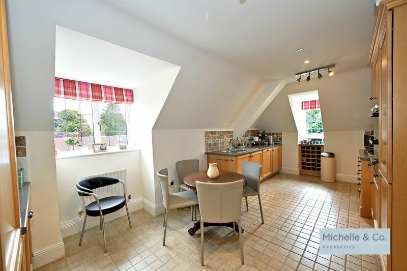 Additional image 8 of 2/3 bedroom luxury duplex apartment