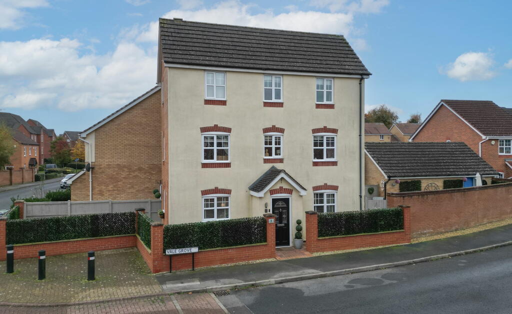 Vale Grove, Breme Park, Bromsgrove, B60 3GE