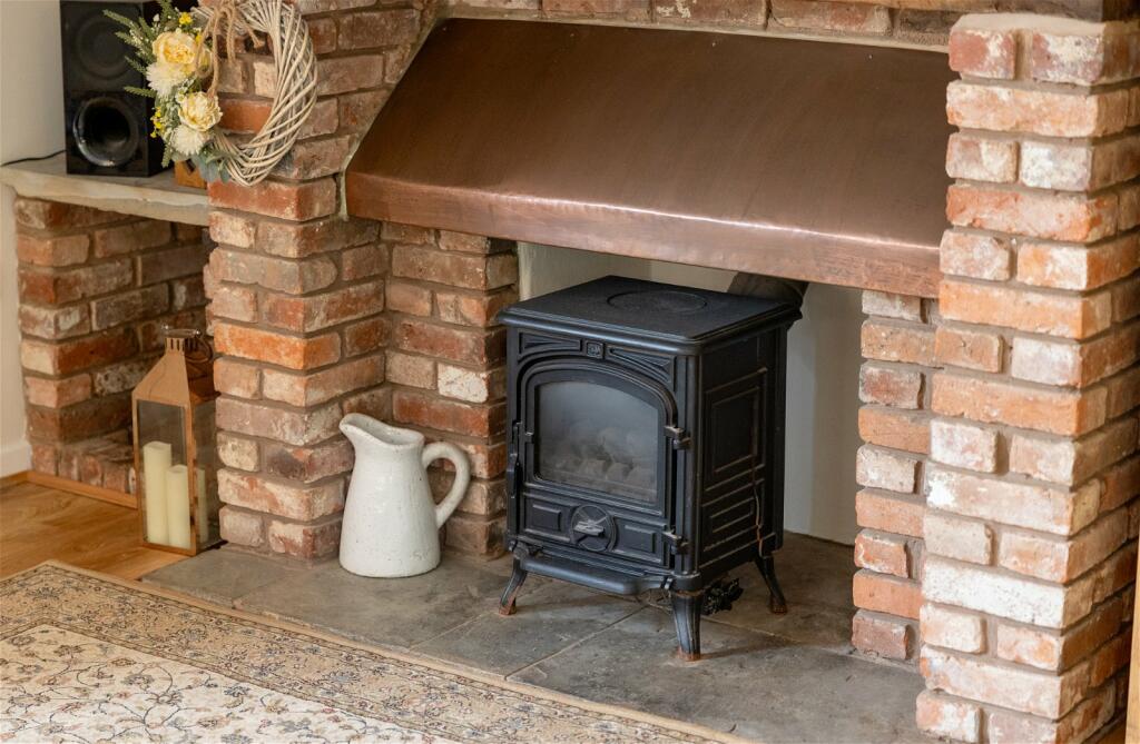 Additional image 4 of Beoley Court, Icknield Street, Beoley