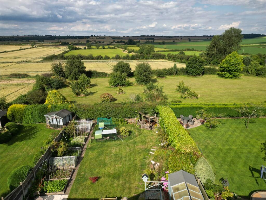 Additional image 24 of Curlew Close, Warton, Tamworth, Warwickshire, B79