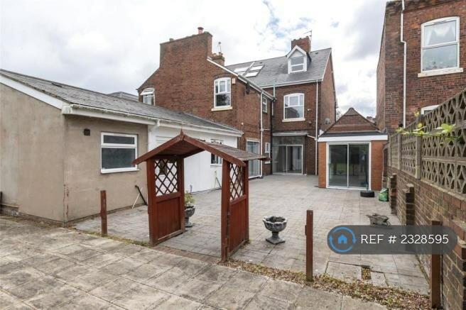 Additional image 28 of Holly Lane, Smethwick, B67