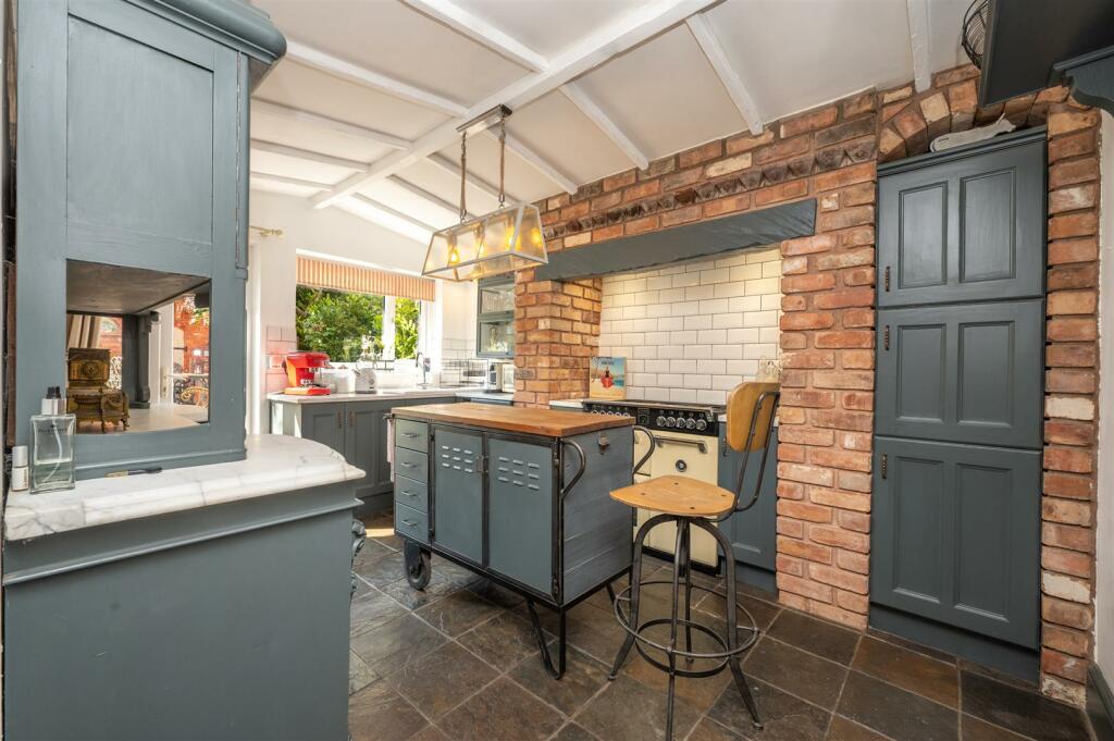 Additional image 18 of Haslucks Green Road, Shirley, Solihull