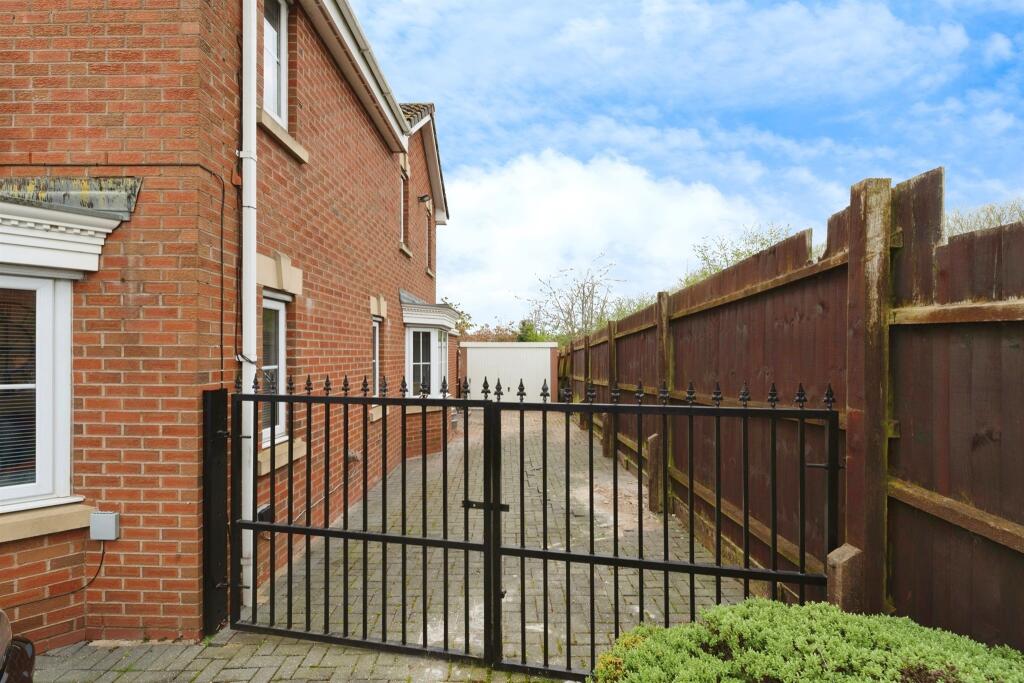 Additional image 9 of Callaghan Drive, Tividale, Oldbury