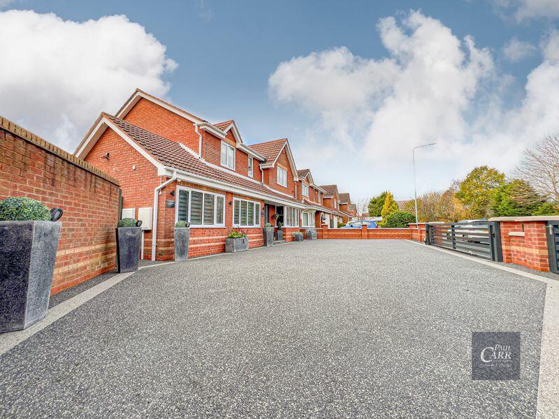 Somerville Court, Tamworth, B79 7YD