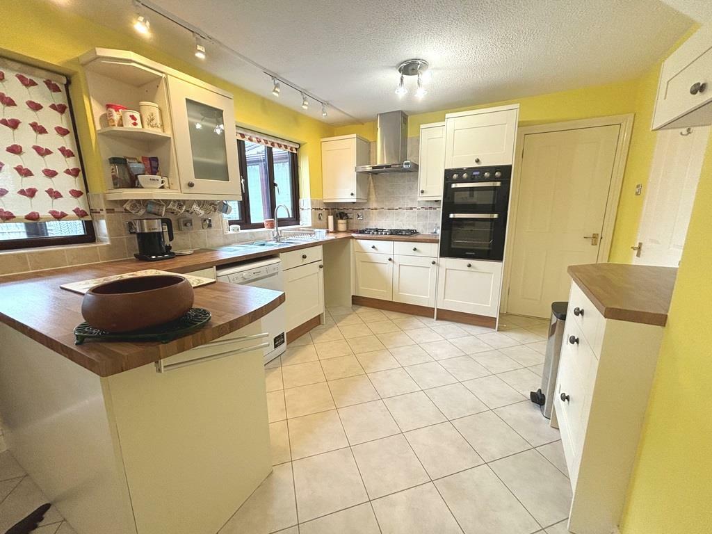 Additional image 2 of Blenheim Close, Bidford-on-avon