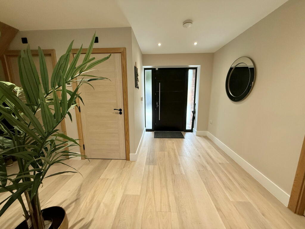 Additional image 20 of Shutt Lane, Earlswood