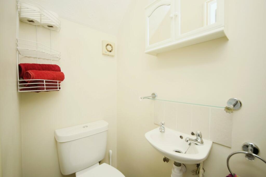 Additional image 9 of Kiln Close, Studley, B80