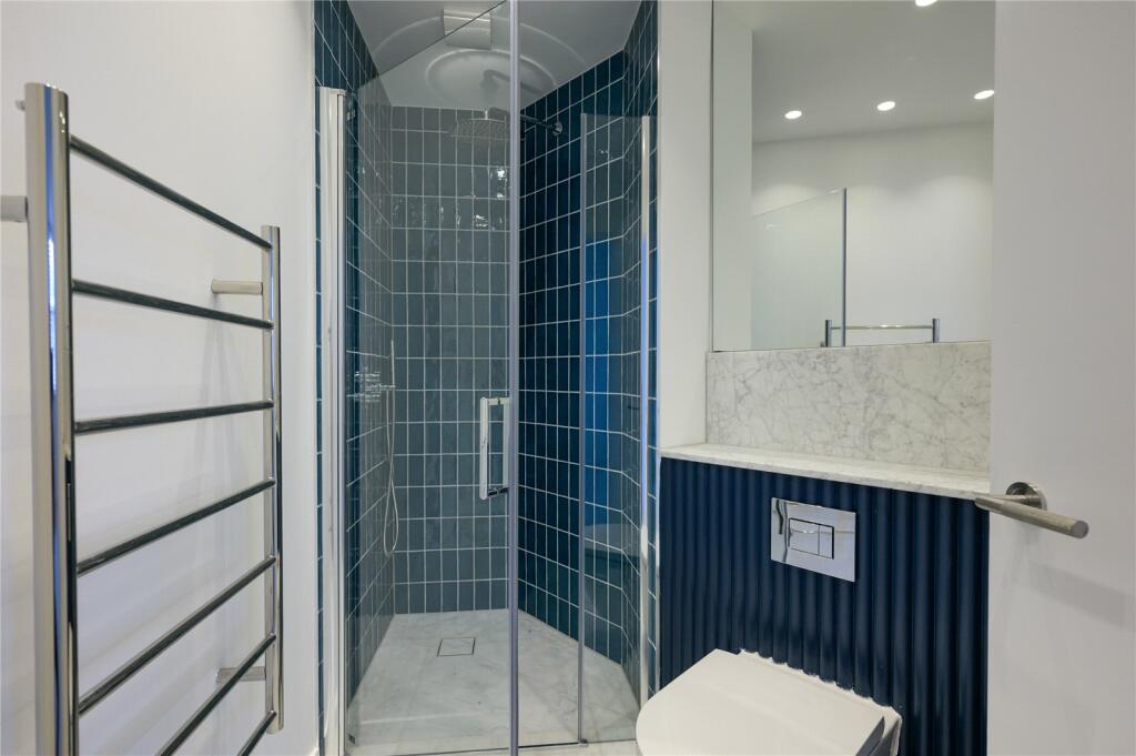 Additional image 8 of 1 St James's Passage, Bath, Somerset, BA1