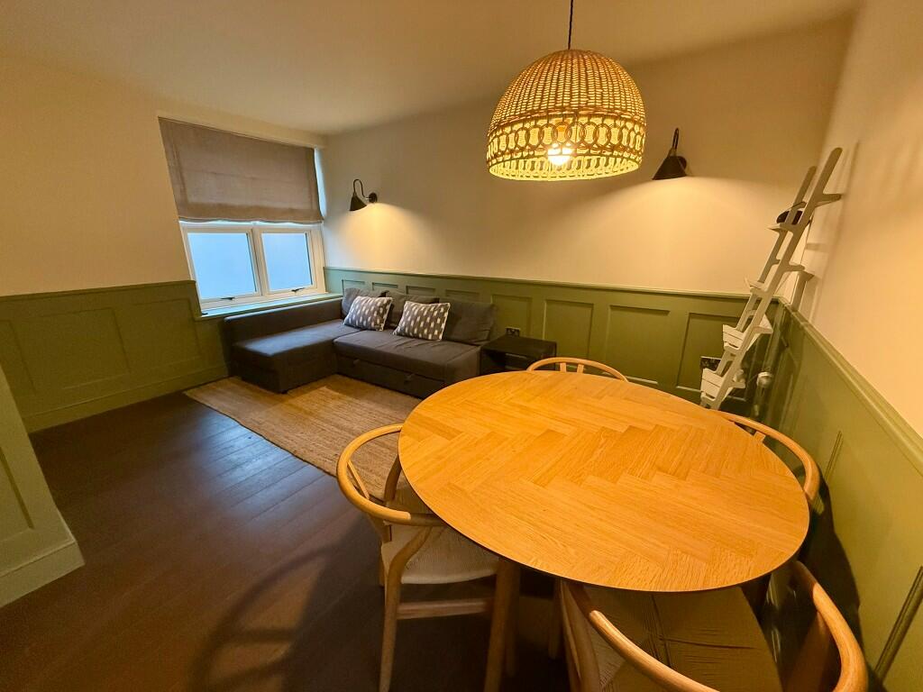 Additional image 4 of Vineys Yard, Bruton, Somerset, BA10