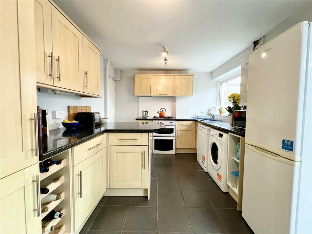 Additional image 25 of Abberley Close, Halesowen