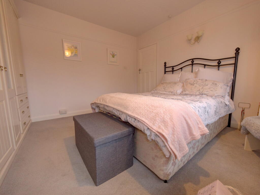 Additional image 17 of Wells Green Road, Solihull, B92 7PG