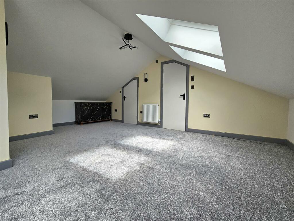 Additional image 25 of Lode Lane, Solihull