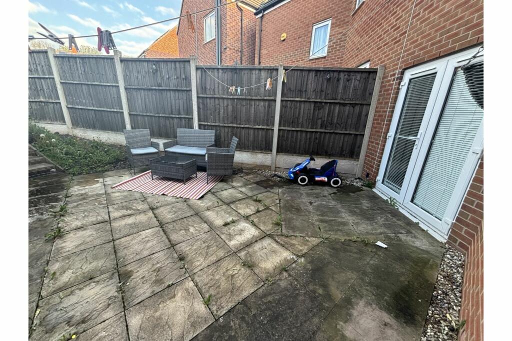 Additional image 28 of St. Vincent Crescent, West Bromwich, B70
